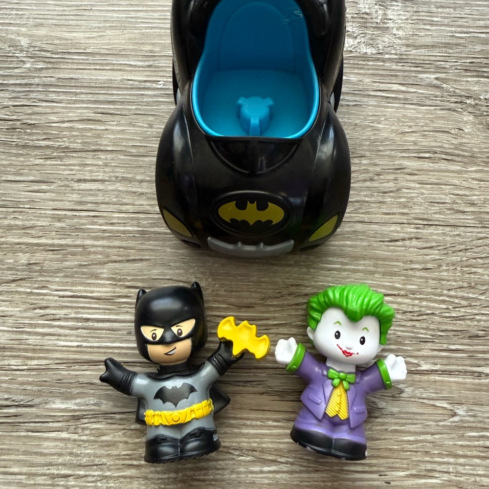 2/$20 Little People Batman, Batmobile & Joker - Picture 4 of 6